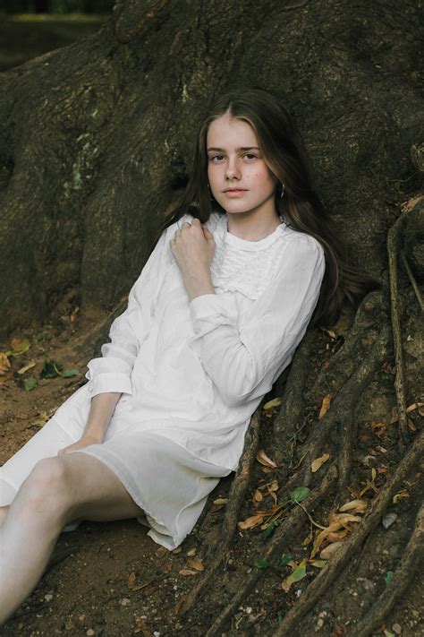 Alina in Wonderland .